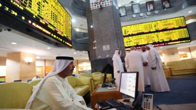 صورة سوق الإمارات يغلق على انخفاض وسط قلق المستثمرين من الركود
