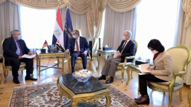 صورة وزير الاتصالات يستقبل سفير أرمينيا فى القاهرة لبحث التعاون فى مجالات التحول الرقمي
